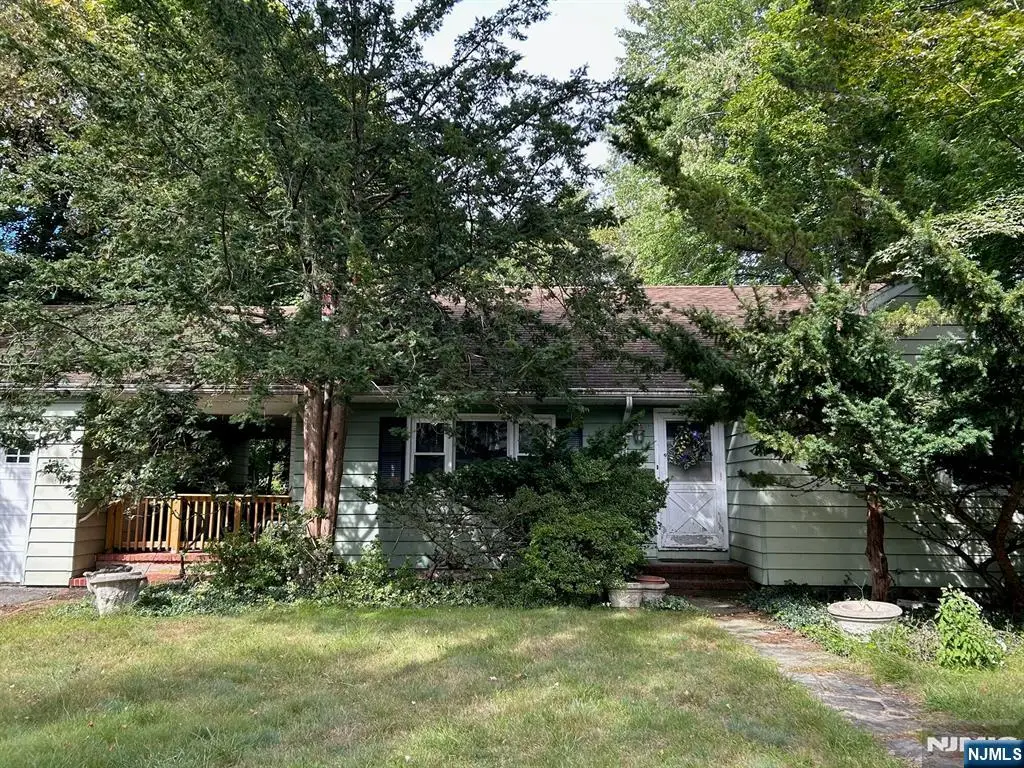 7 Sussex Road, Tenafly, NJ 07670 - #1