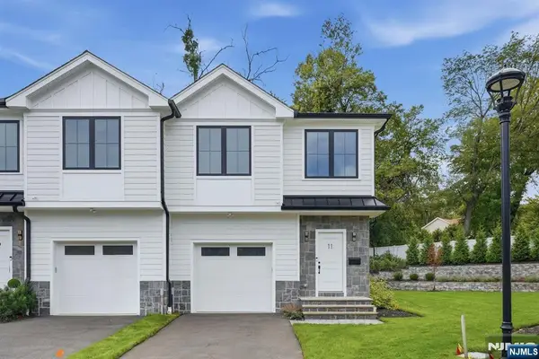 11 Fey Place, Oradell, NJ 07649