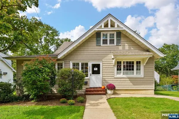 380 Orchard Terrace, Bogota, NJ 07603