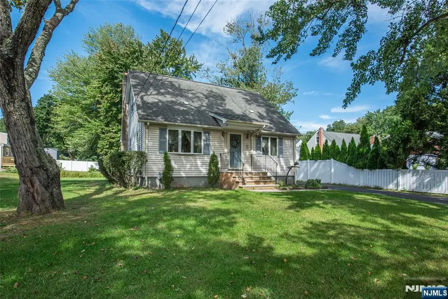 97 Van Dam Avenue, Bloomingdale, NJ 07403 - #3