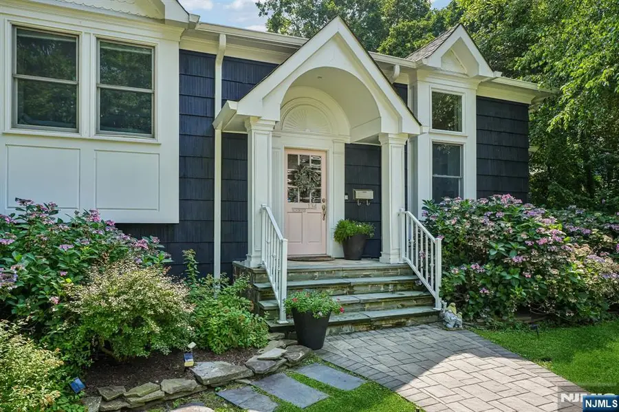 134 Norwood Avenue, Montclair, NJ 07043 - #3
