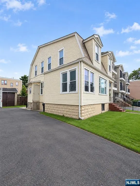 146-148 Leslie Street, Newark, NJ 07112 - #3