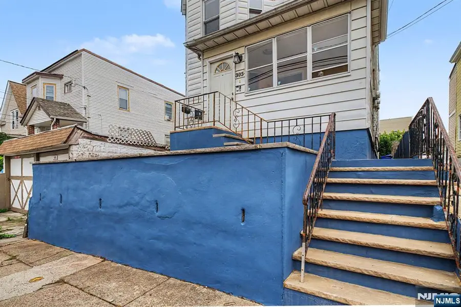 305 Pacific Street, Paterson, NJ 07503 - #2