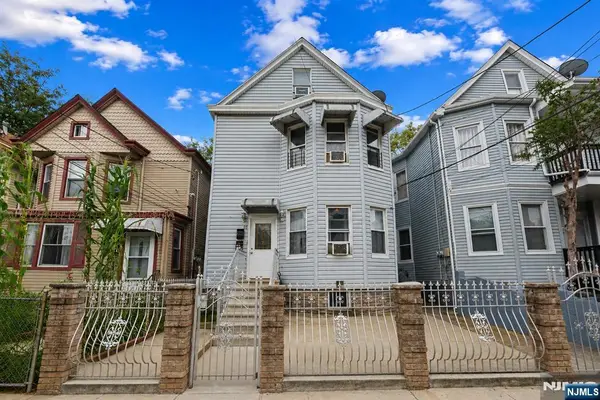 89 Burgess Place, Passaic, NJ 07055