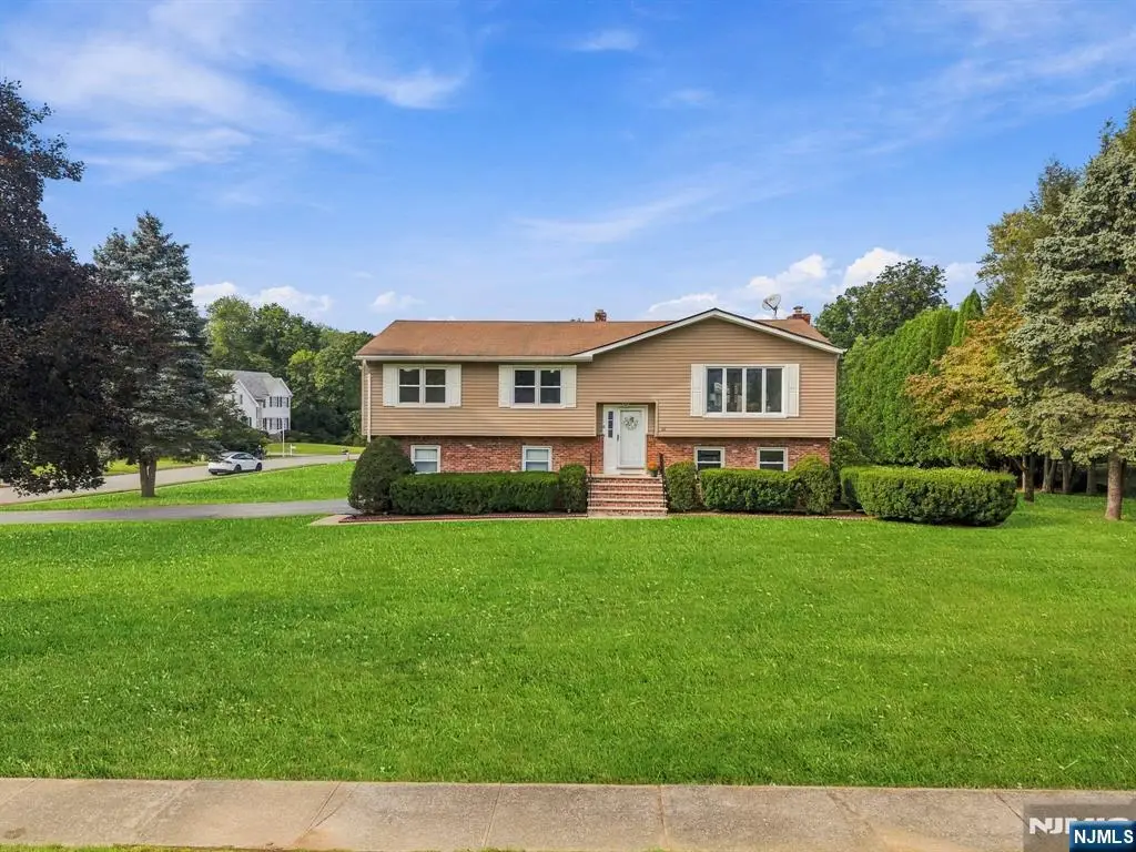 22 Marguerite Lane, Towaco, NJ 07082 - #1