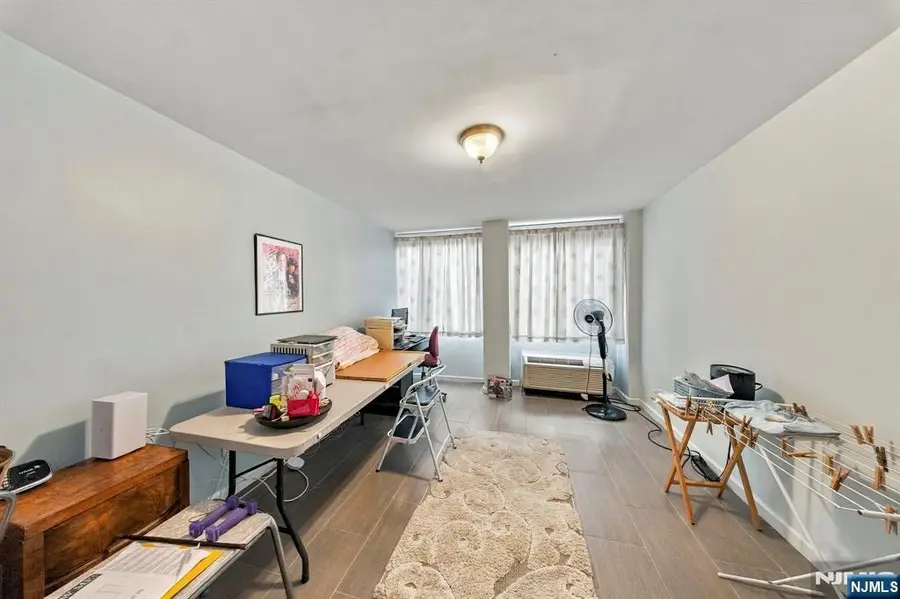 200 Winston Drive L14, Cliffside Park, NJ 07010 - #3