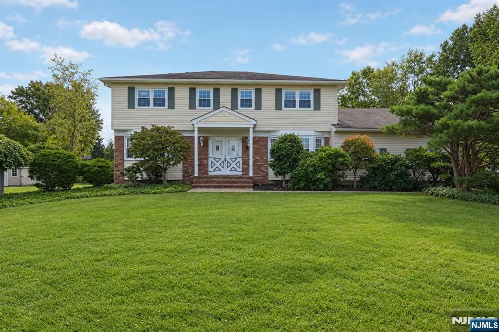 16 Avalon Drive, Montville, NJ 07045 - #1
