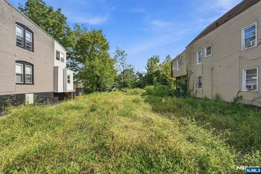 186 Hickory Street, Orange, NJ 07050 - #3