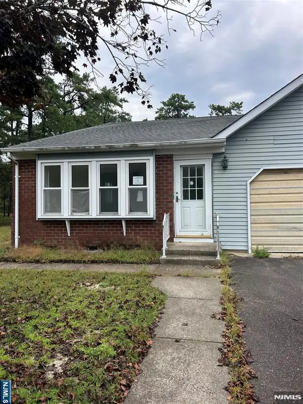 3 Mill Court, Manchester, NJ 08759