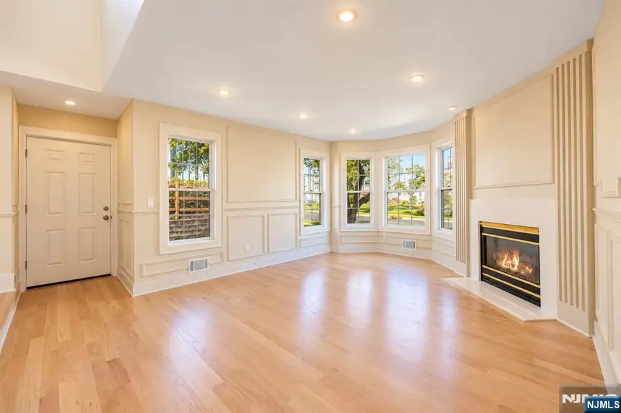 2001 Appleton, Hanover, NJ 07981 - #3