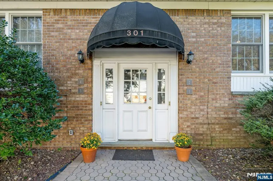 301 Claremont Avenue C0003, Montclair, NJ 07042 - #2