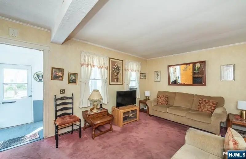 19 Whittlesey Avenue, West Orange, NJ 07052 - #3