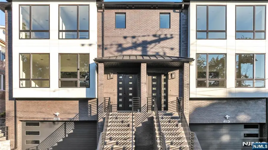 428 6th Street A, Palisades Park, NJ 07650 - #3