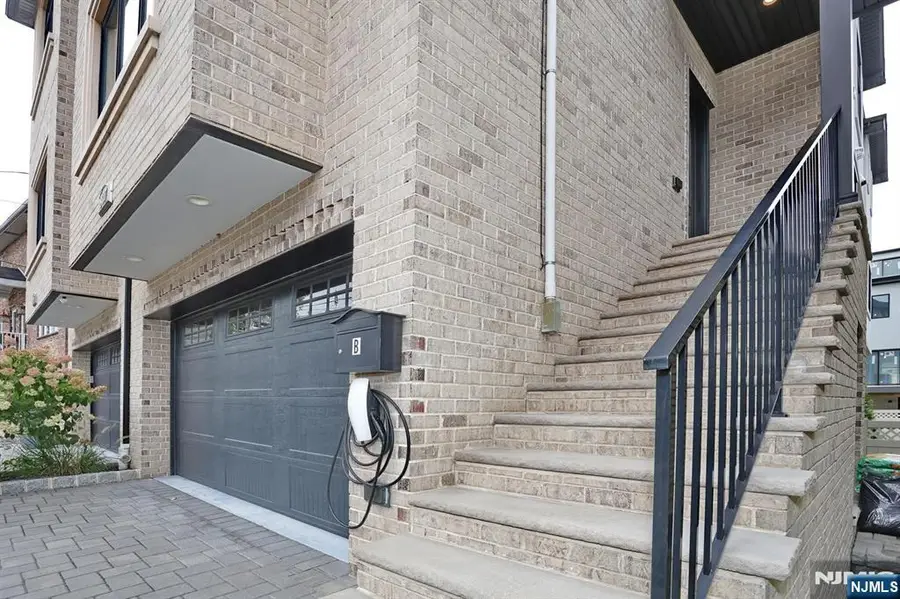 807 Inwood Terrace B, Fort Lee, NJ 07024 - #2