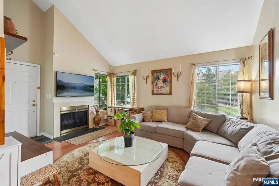 11 Stevens Court, Bedminster, NJ 07921 - #2