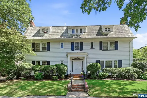 415 Ridge Street, Newark, NJ 07104