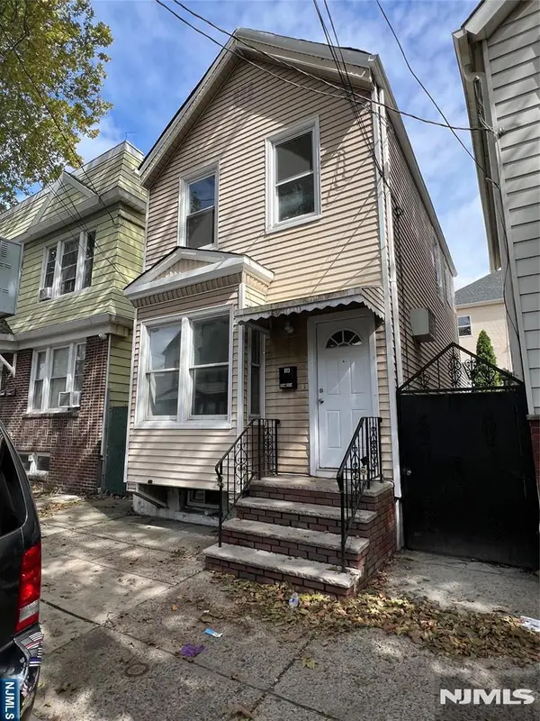 14 Lentz Avenue, Newark, NJ 07105