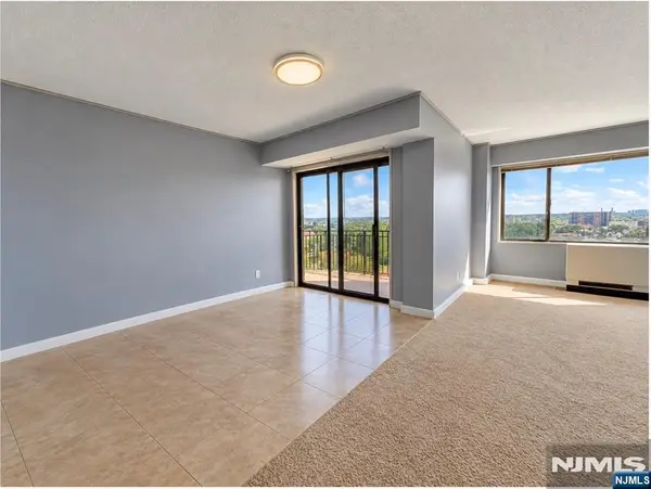 150 Overlook Avenue 8D, Hackensack, NJ 07601