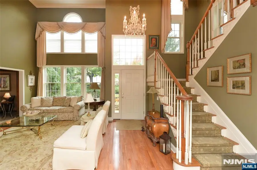 12 Skyview Drive, North Haledon, NJ 07508 - #3