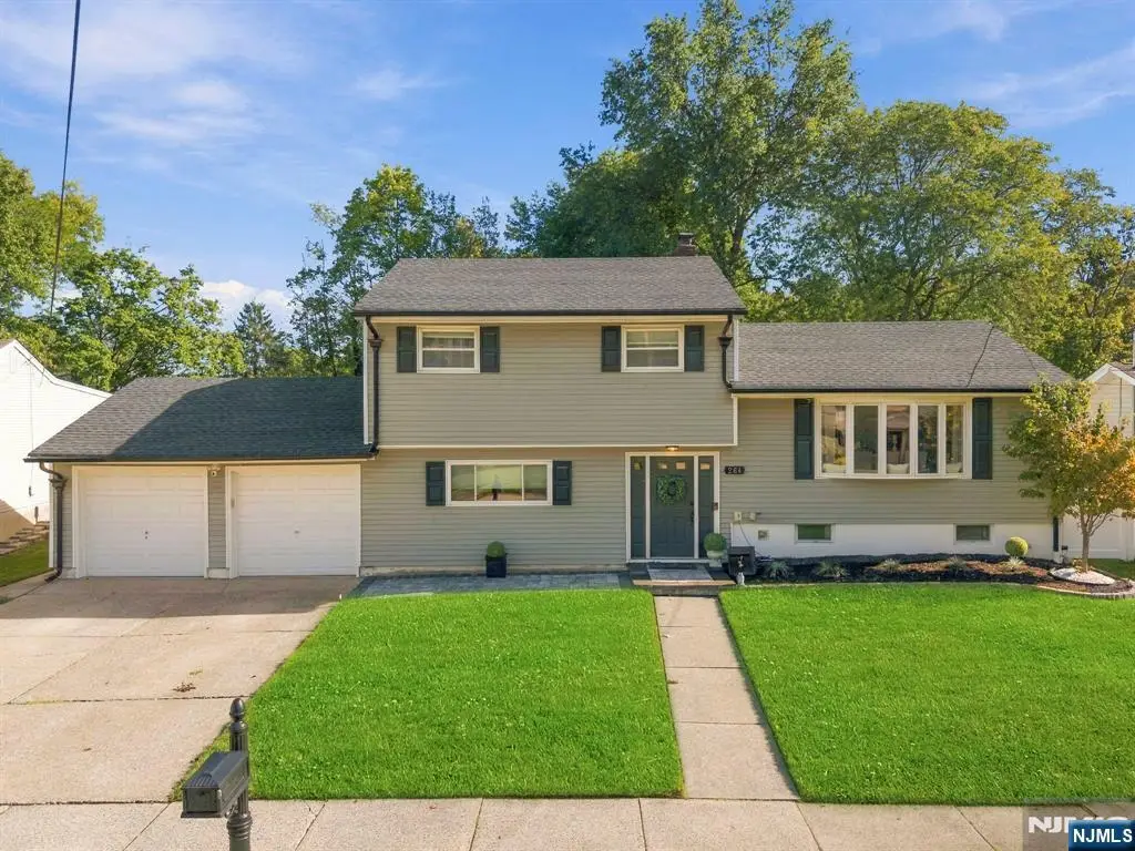 264 Winifred Drive, Totowa, NJ 07512 - #1
