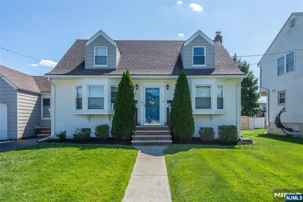 55 Samuel Avenue, Clifton, NJ 07013