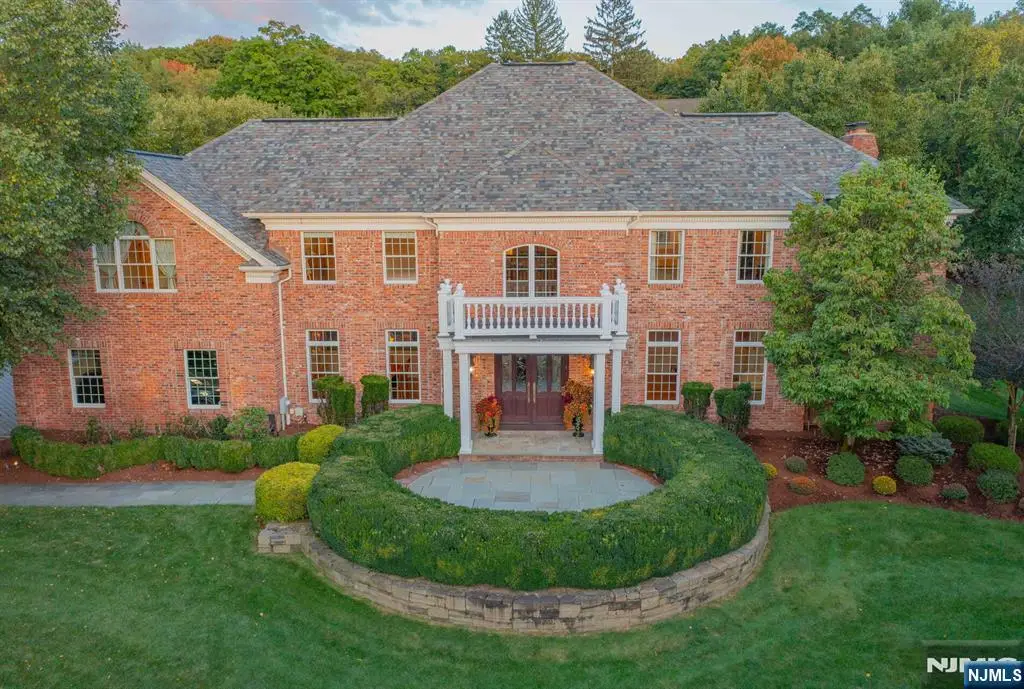 19 Mettowee Farms Court, Upper Saddle River, NJ 07458 - #1