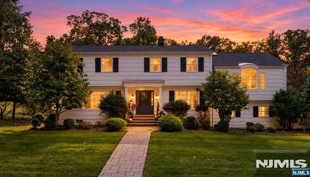 29 Dearborn Drive, Old Tappan, NJ 07675 - #1
