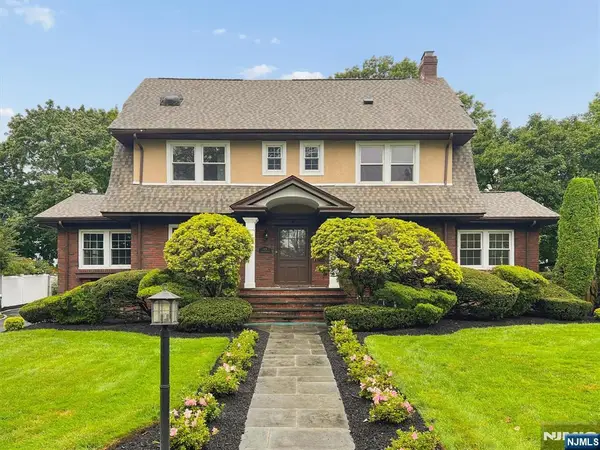 578 Ridgewood Avenue, Glen Ridge, NJ 07028