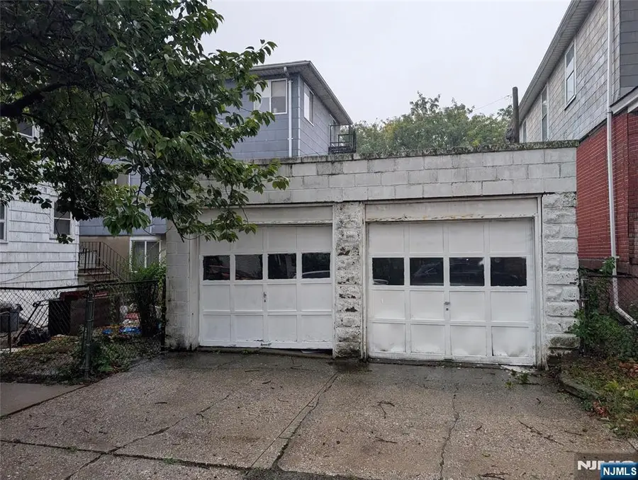10 Davis Avenue, Harrison, NJ 07029 - #3