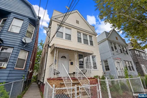42 New Street, Jersey City, NJ 07305