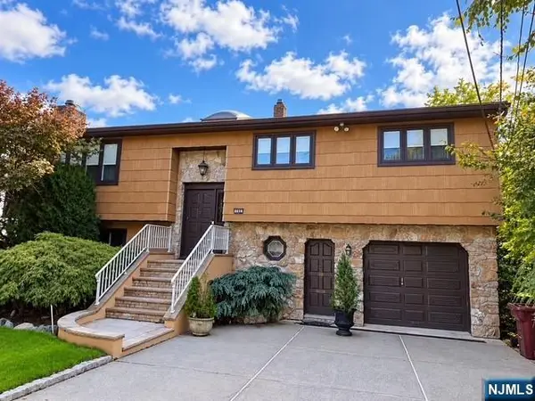 134 Hillside Avenue, Nutley, NJ 07110