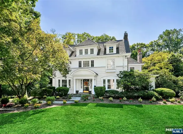 326 West End Avenue, Ridgewood, NJ 07450