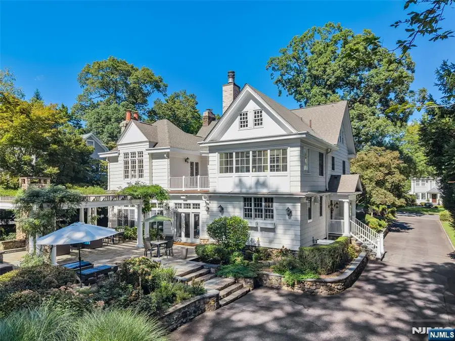 326 West End Avenue, Ridgewood, NJ 07450 - #2