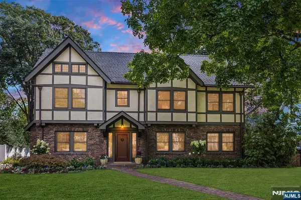 121 Christopher Street, Montclair, NJ 07042