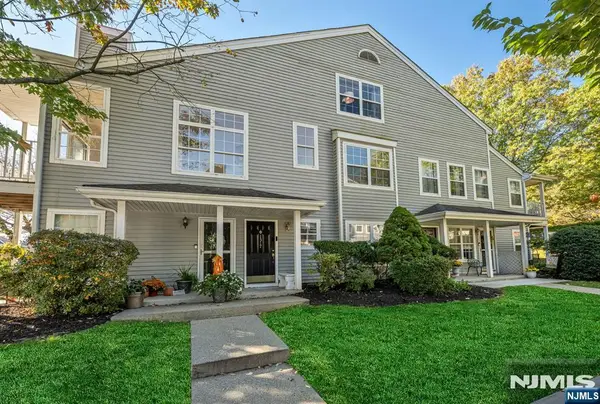 1317 Paddington 1317, Mahwah, NJ 07430