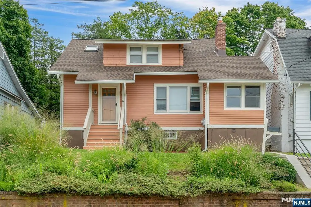 17 Floyd Road, Verona, NJ 07044 - #1