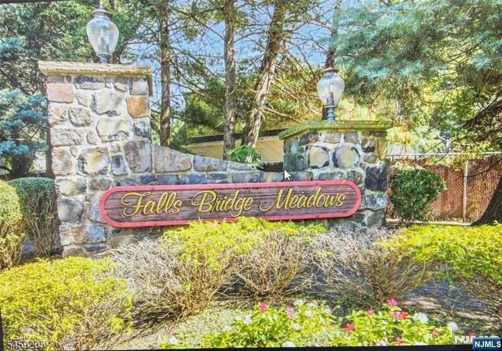 62 Falls Bridge Drive 419, Totowa, NJ 07512 - #1