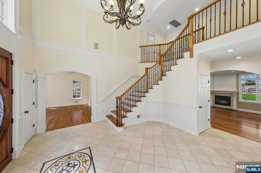 14 O Shaughnessy Lane, Closter, NJ 07624 - #3