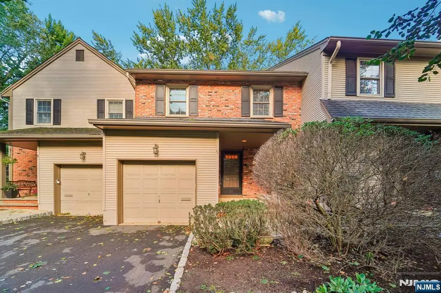 11 Allison Court, Allendale, NJ 07401 - #2