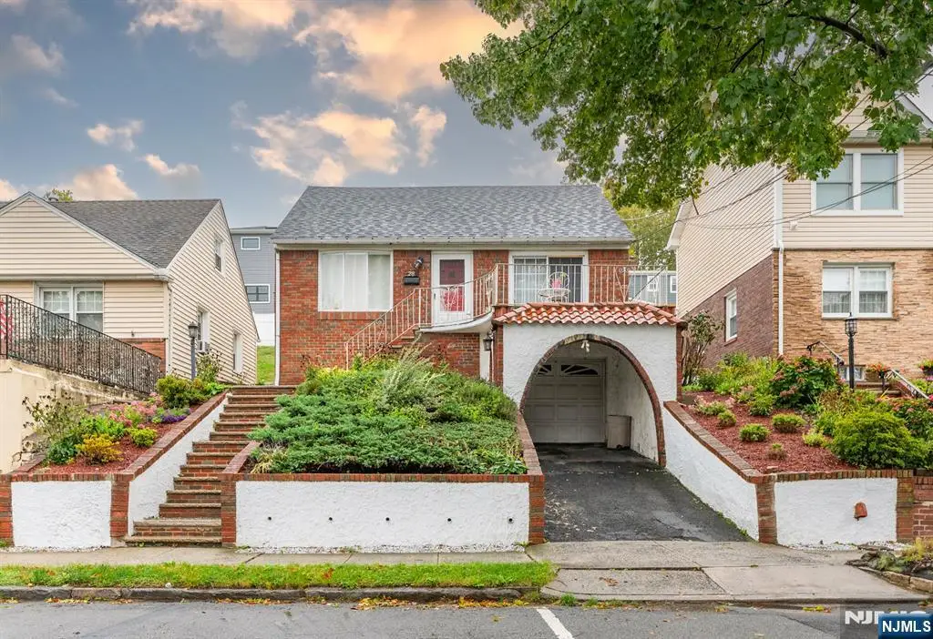28 Park Place, Kearny, NJ 07032 - #1