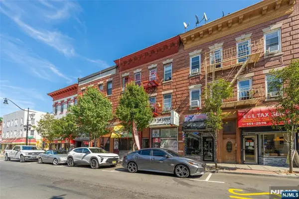 1716 Bergenline Avenue, Union City, NJ 07087