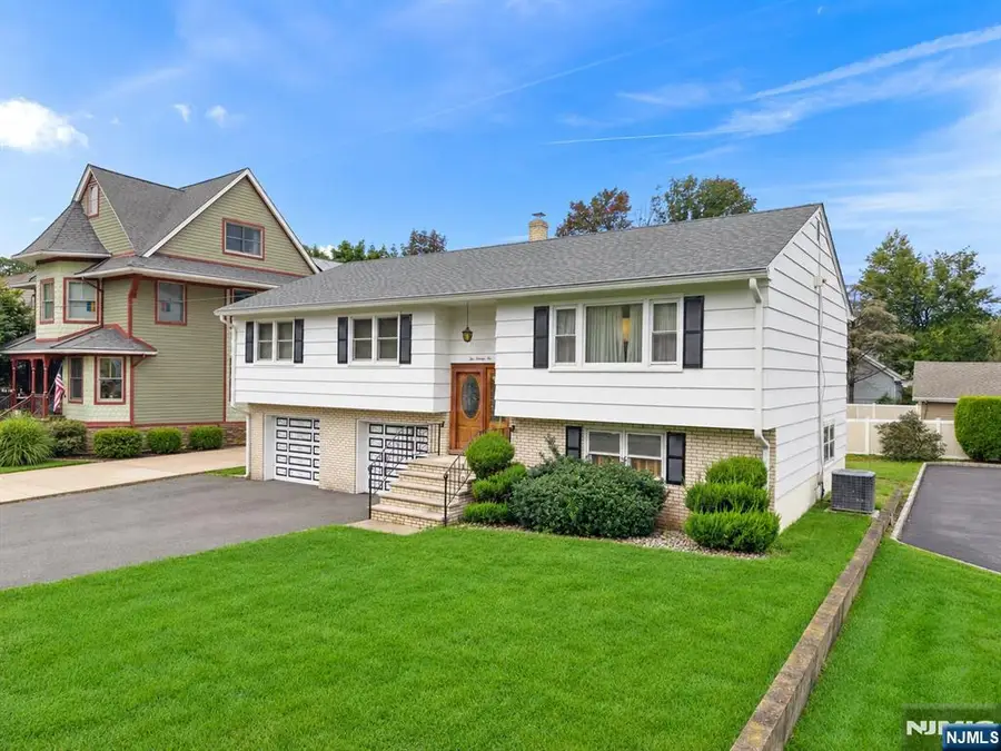 222 Vreeland Avenue, Nutley, NJ 07110 - #2