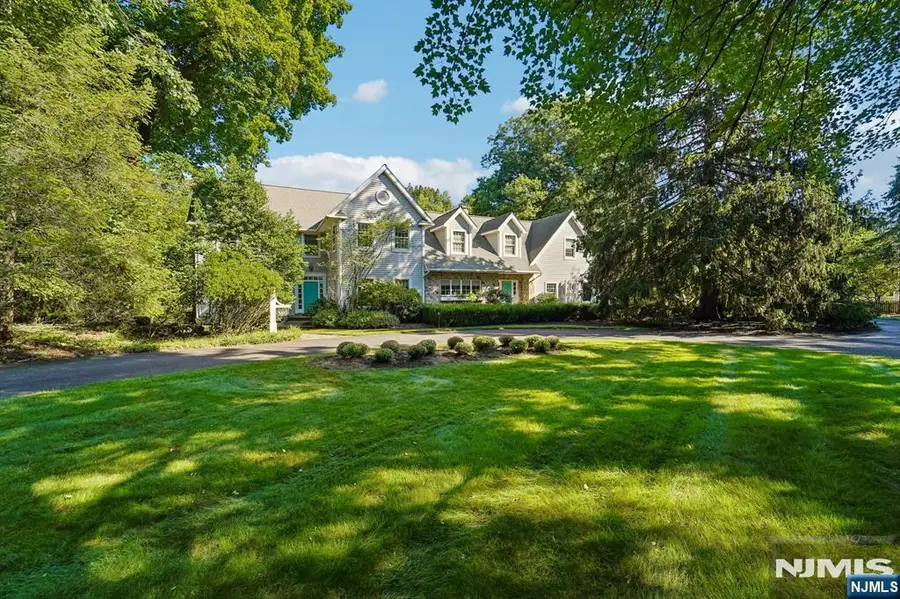 580 Brookside Avenue, Allendale, NJ 07401 - #2