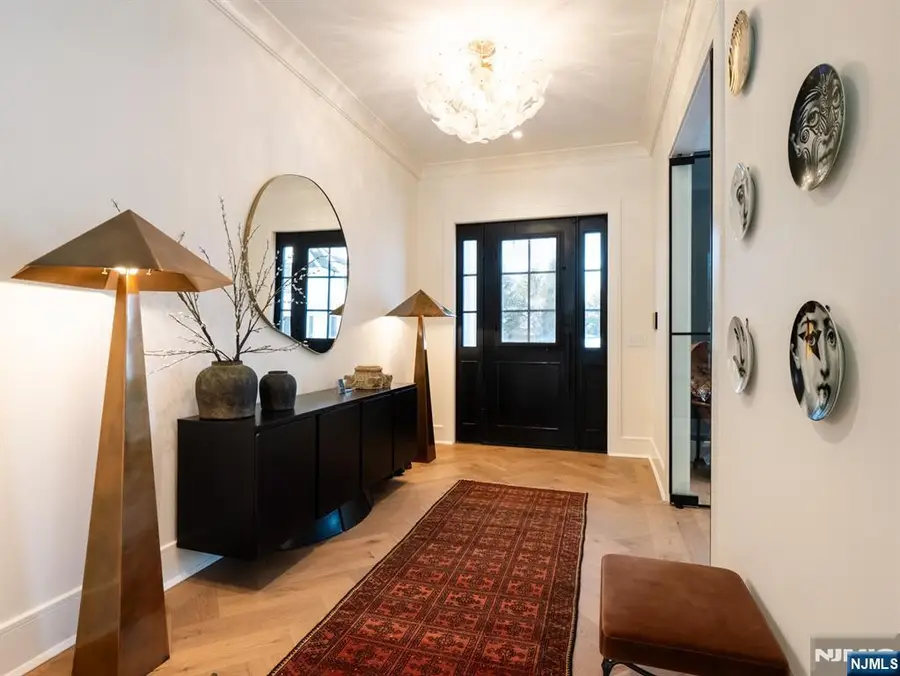 16-18 Paris Avenue 4, Rockleigh, NJ 07647 - #2