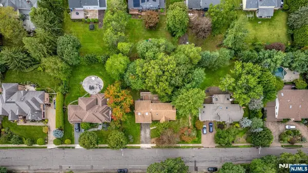 214 Anderson Avenue, Closter, NJ 07624