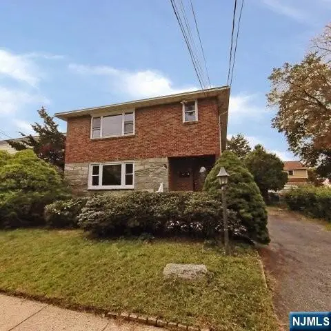 34 Wagner Avenue, Wallington, NJ 07057