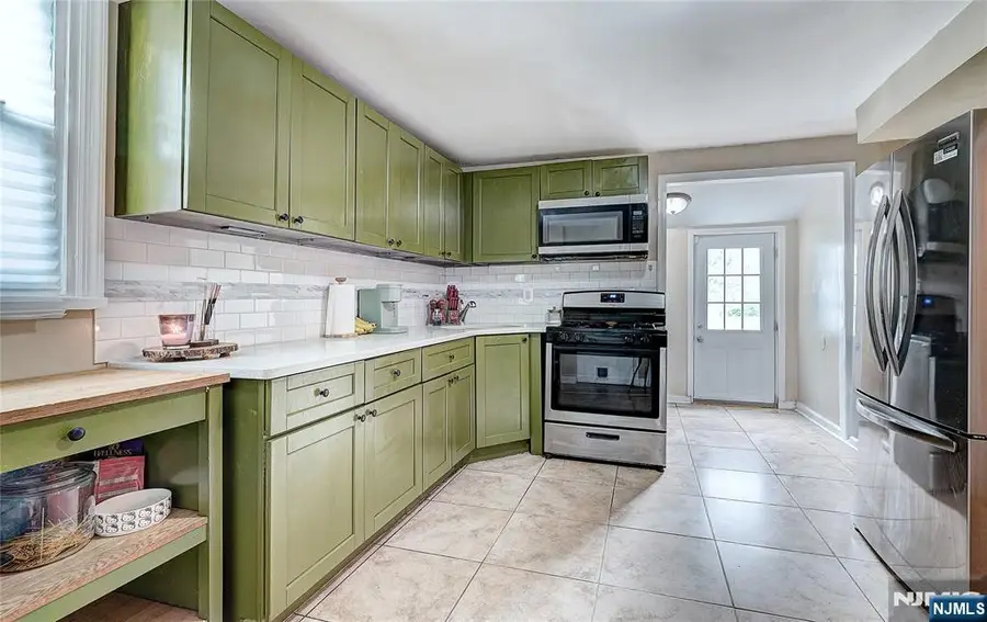 64 Norwood Street, Newark, NJ 07106 - #3