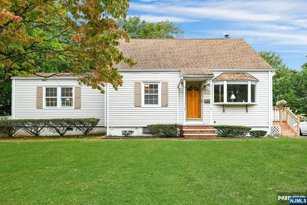 35 Oak Street, Oakland, NJ 07436 - #1