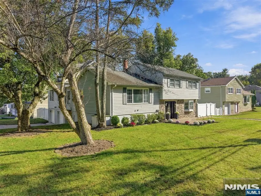 223 Fairview Avenue, Verona, NJ 07044 - #2
