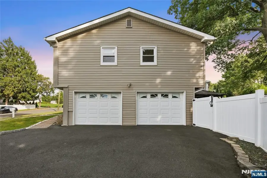 66 Lockwood Place, Clifton, NJ 07012 - #2